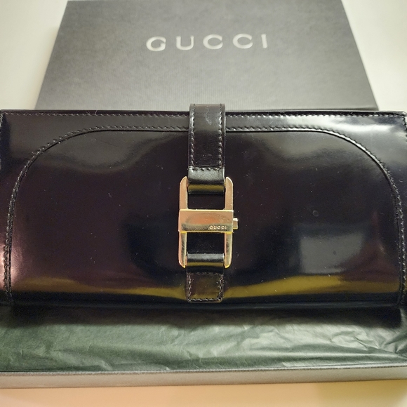 Authentic Gucci Vintage wallet - Picture 1 of 16